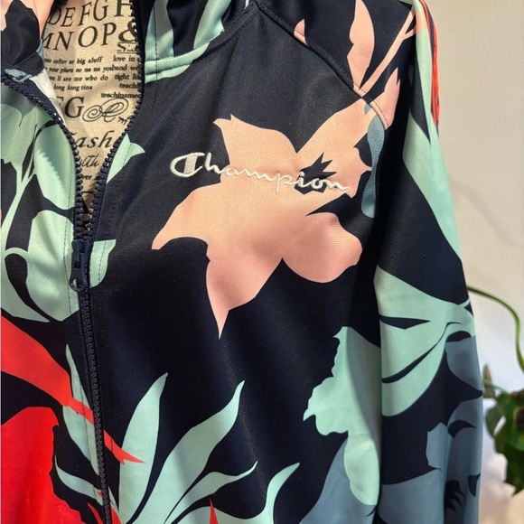 Champion Floral jacket, Large - Picture 2 of 5